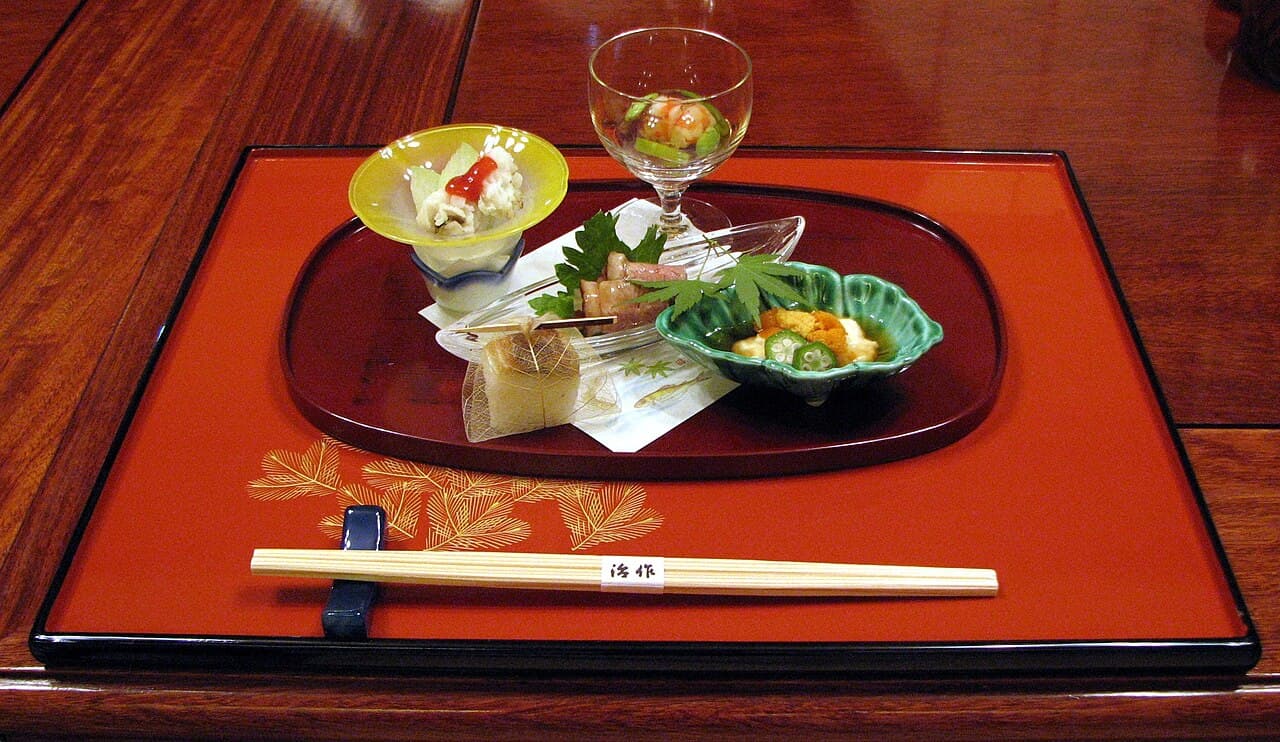 Ise Sueyoshi — คอร์สไคเซกิวัตถุดิบจังหวัดมิเอะตามฤดูกาล (มีเวอร์ชันฮาลาลตามคำขอ)